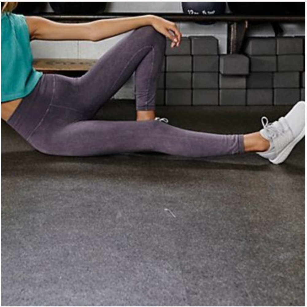 HOST PICK! Free People Movement Good Karma Legging - Picture 2 of 6